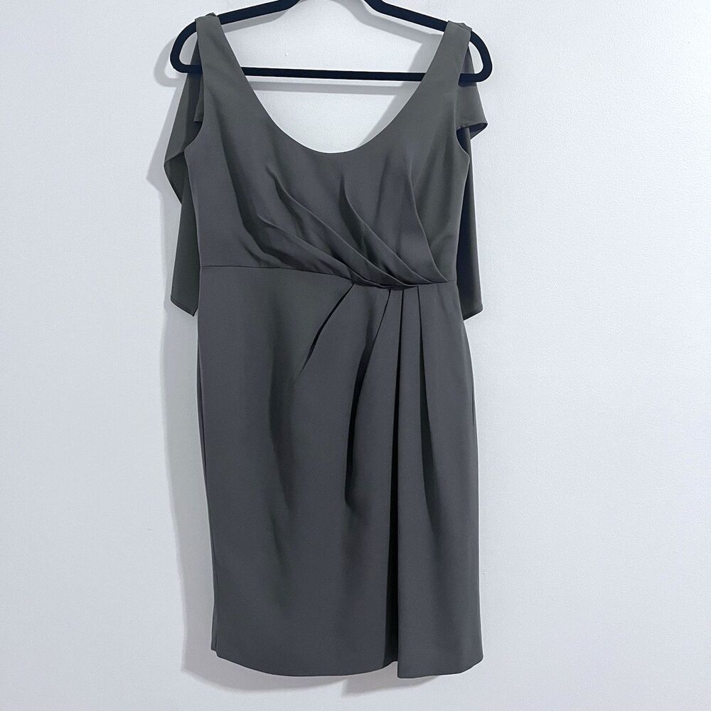 White By Vera Wang Women's Formal Dress Size 6  Gray Solid Chiffon Wedding Drape